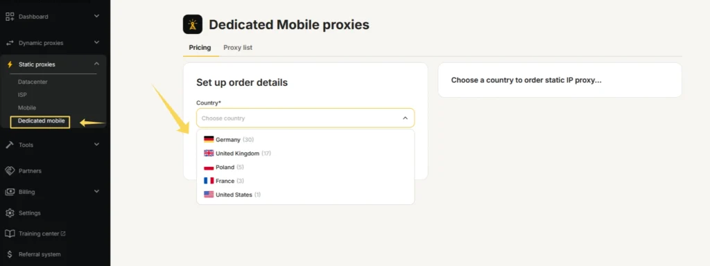Selecting a country to purchase dedicated mobile proxies in the MangoProxy dashboard.